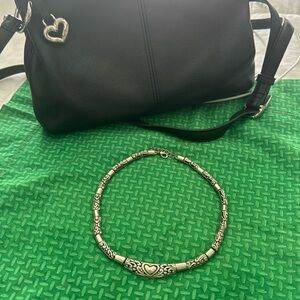 Retired Vintage HTF Brighton heart bar chocker necklace